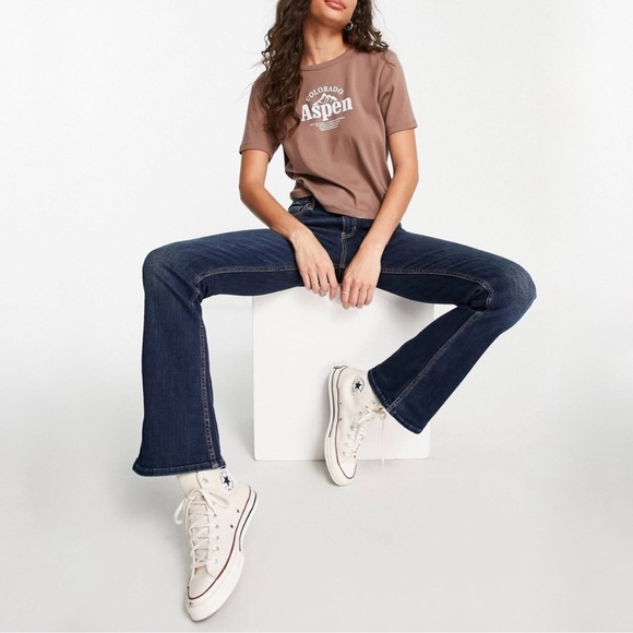 Hollister Denim - NWOT Hollister Medium to Dark Wash Stretch Skinny Jeans 28/31